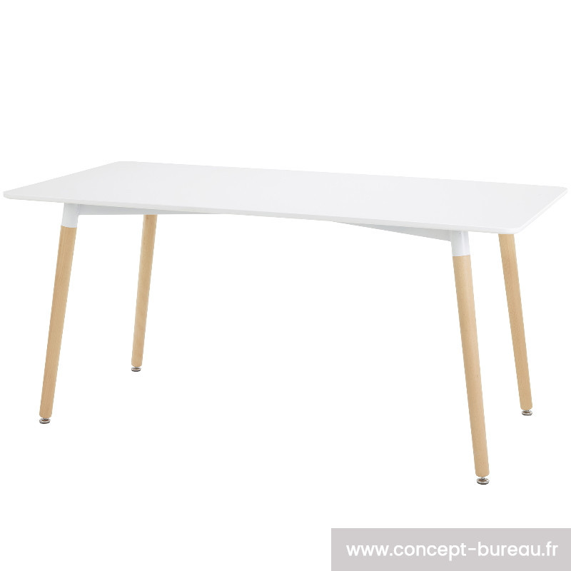 Table polyvalente en bois